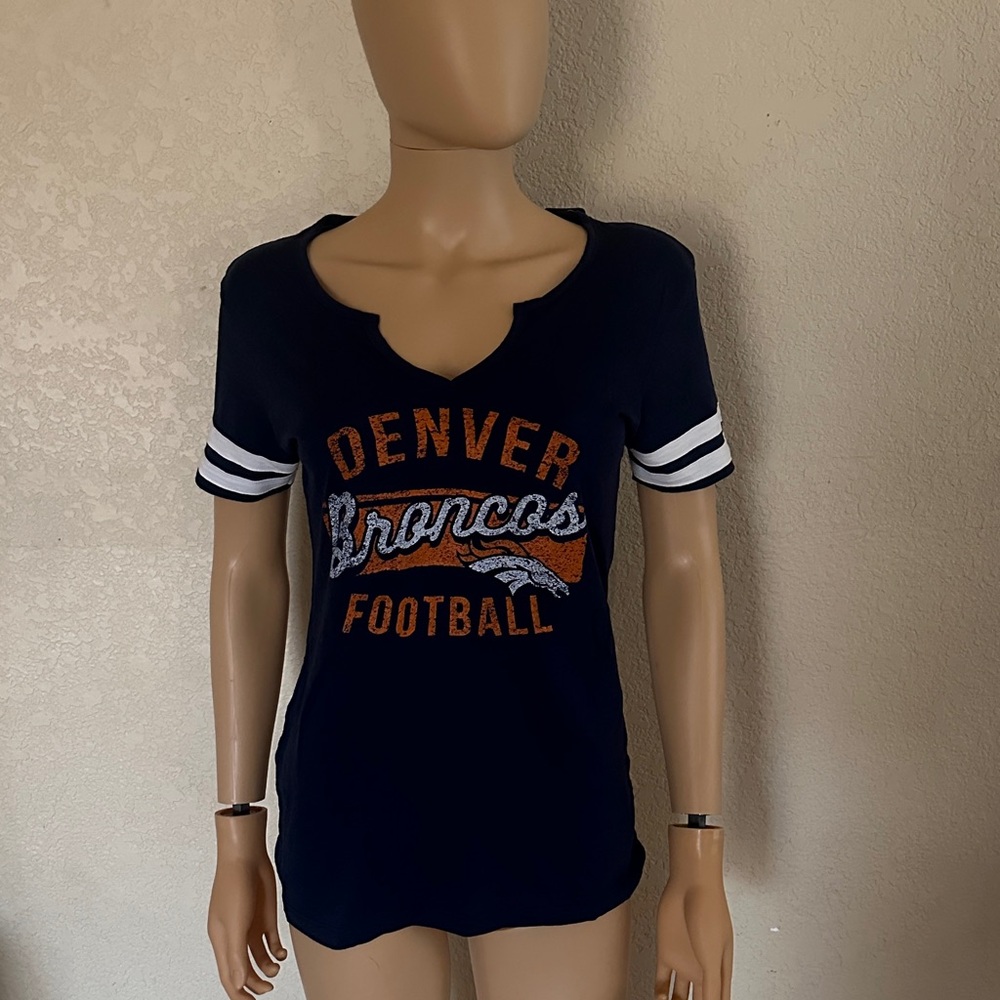 Majestic Women's Navy Denver Broncos Tee